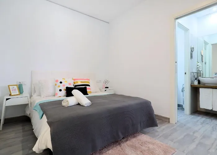 Acogedor Loft En Bajo Centrico Con Parking Wifi *