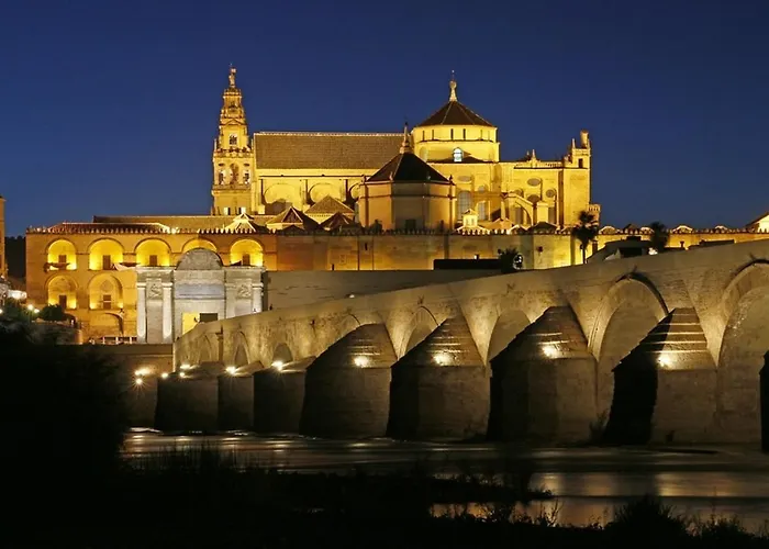 Acogedor Loft En Bajo Centrico Con Parking Wifi * Córdoba