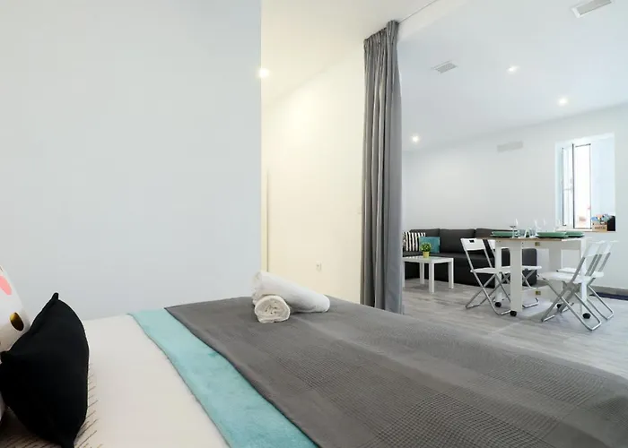 Apartamento Acogedor Loft En Bajo Centrico Con Parking Wifi *