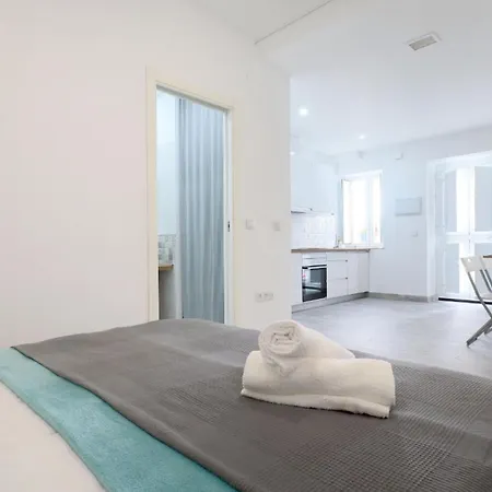 Acogedor Loft En Bajo Centrico Con Parking Wifi